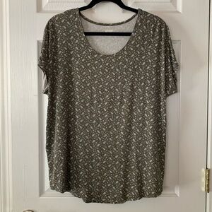 Lands’ End Paisley top size XL
